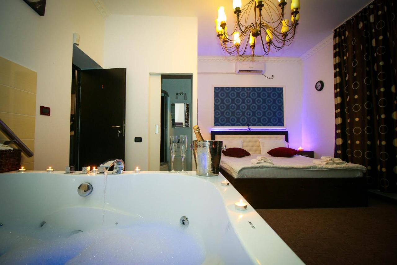 Karma Luxury Room Bucureşti Eksteriør bilde