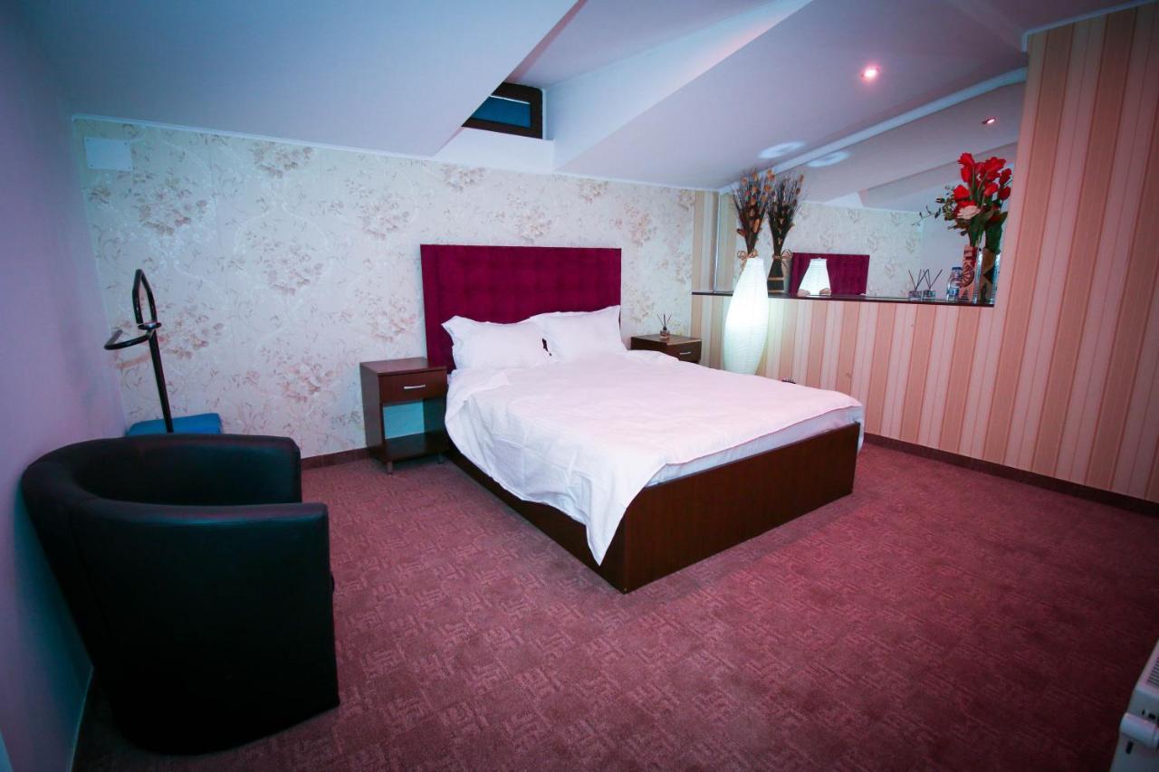 Karma Luxury Room Bucureşti Eksteriør bilde