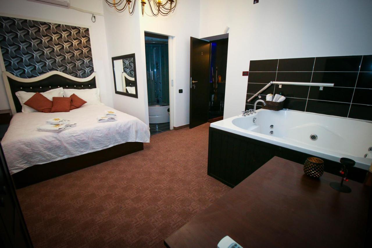 Karma Luxury Room Bucureşti Eksteriør bilde