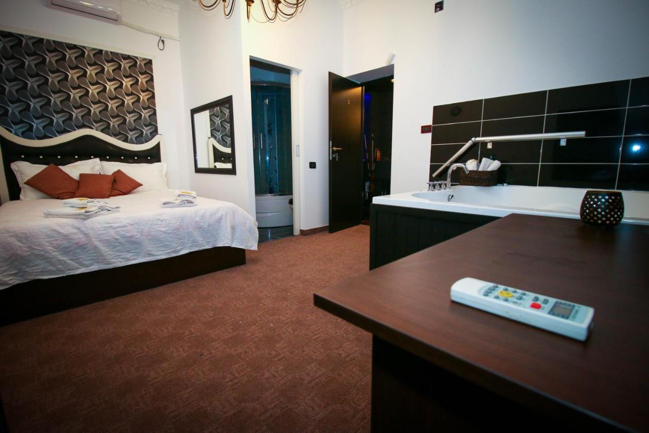 Karma Luxury Room Bucureşti Eksteriør bilde