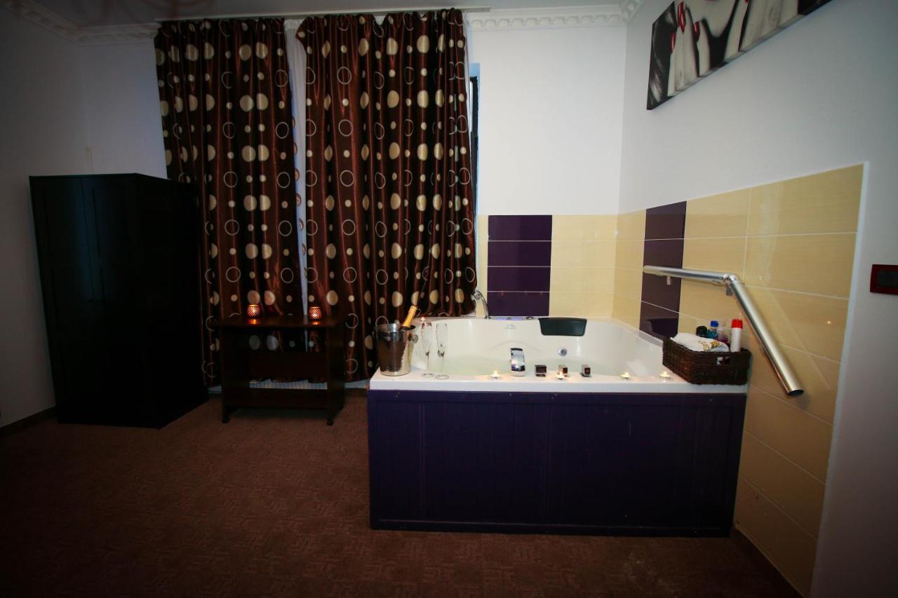 Karma Luxury Room Bucureşti Eksteriør bilde