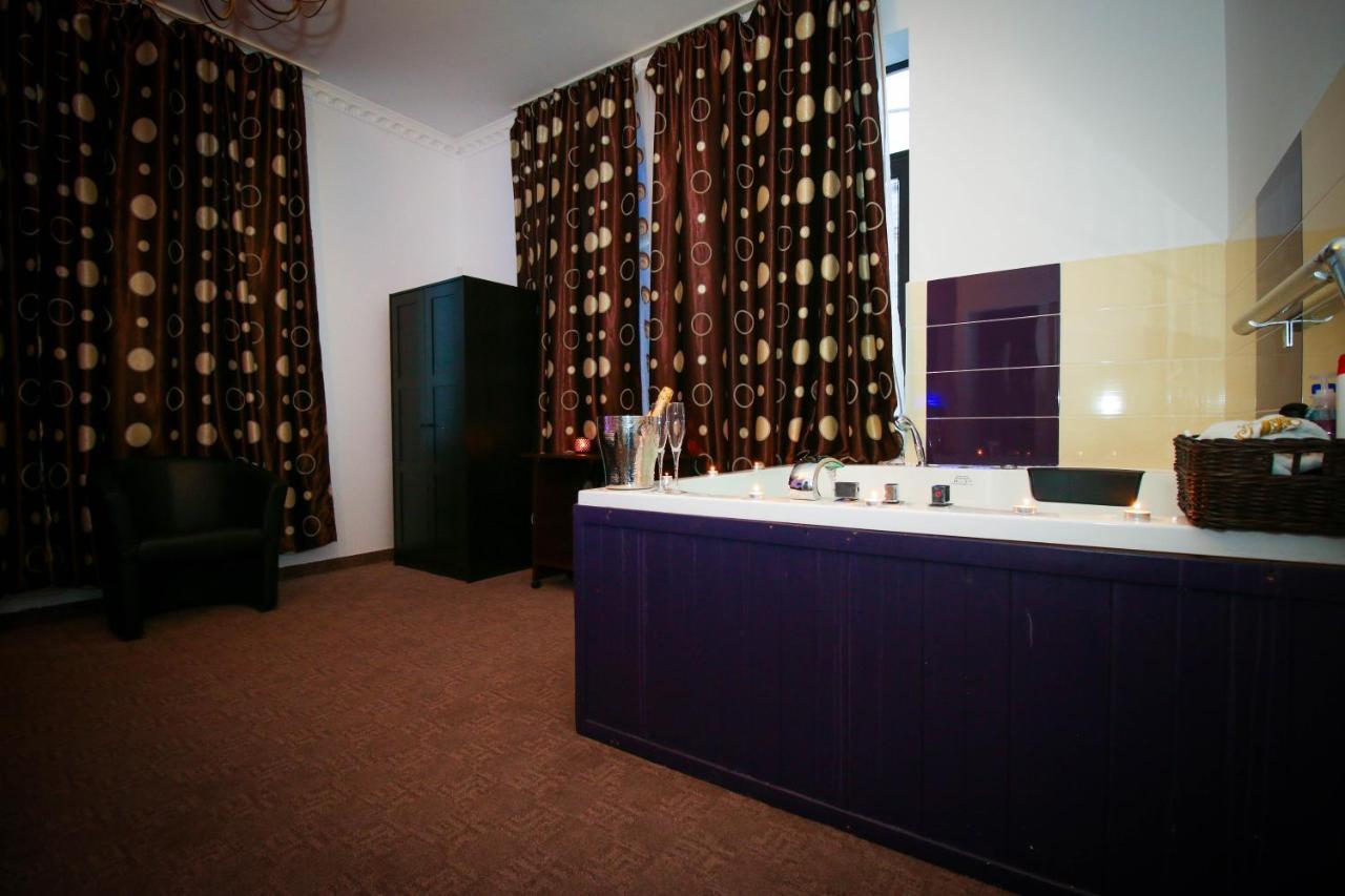 Karma Luxury Room Bucureşti Eksteriør bilde